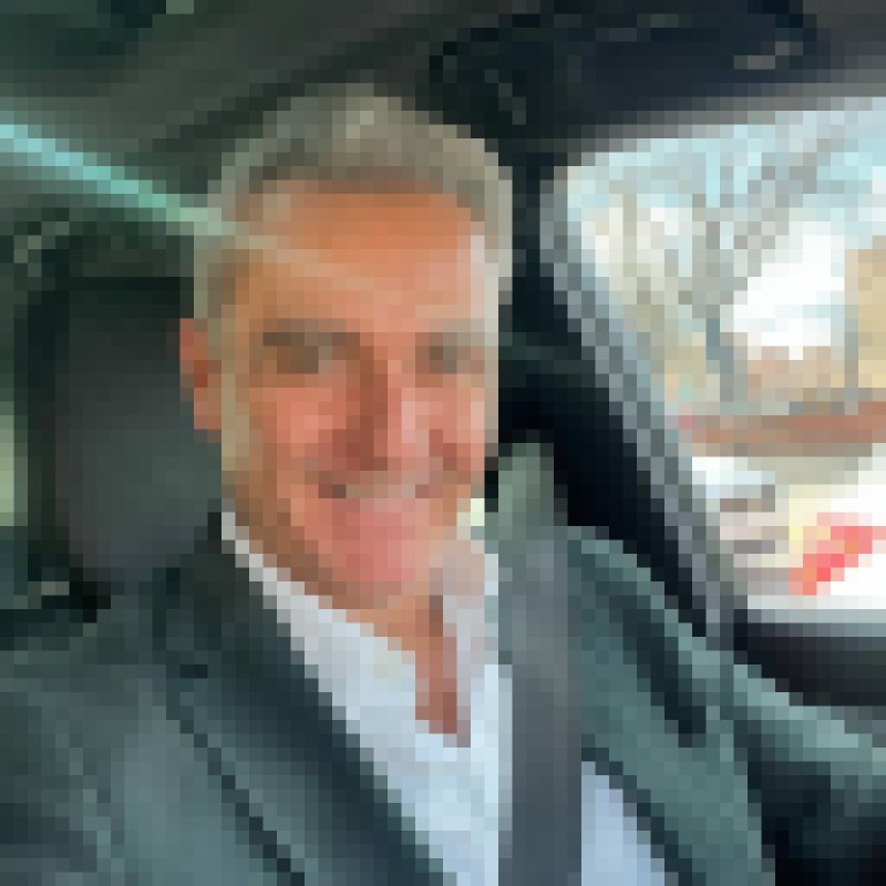 Robert89204 dating