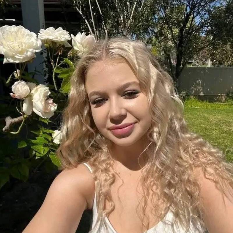 bernice, 44, Luhiyah