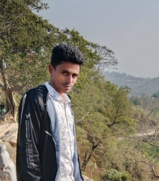 rasel, 24, Koulamoutou