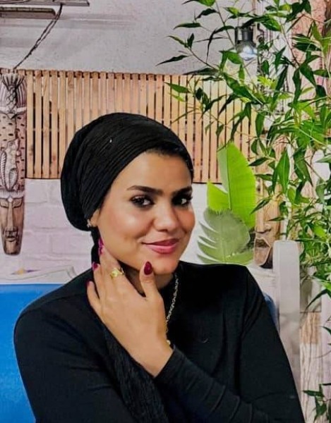 Farida, 35, Lethbridge