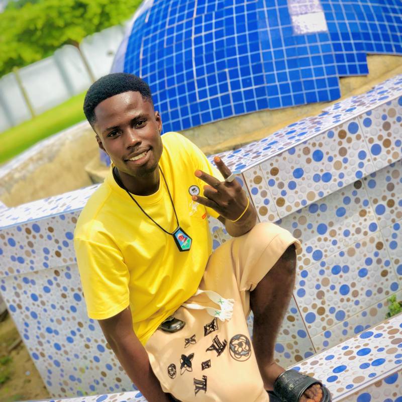 Them, 23, Banni