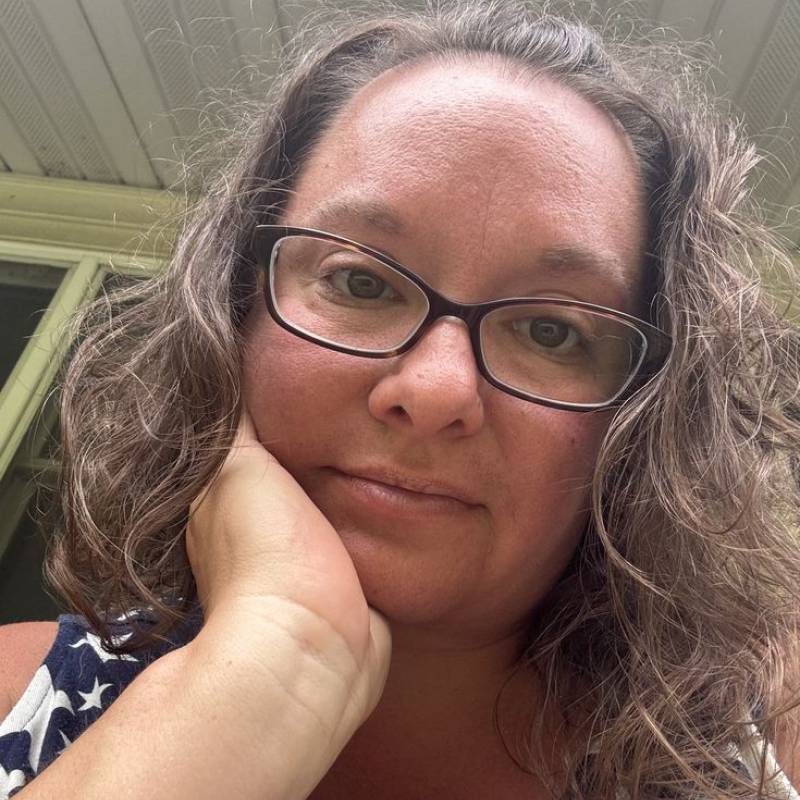CLARA WILLAMS, 44, Qabb Elis