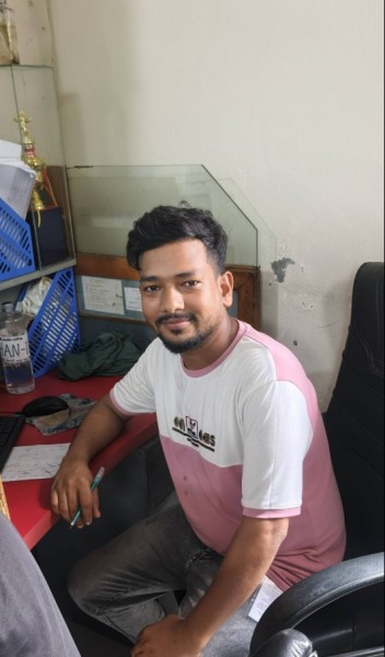 Md Anonto, 28, Ouled Rabah