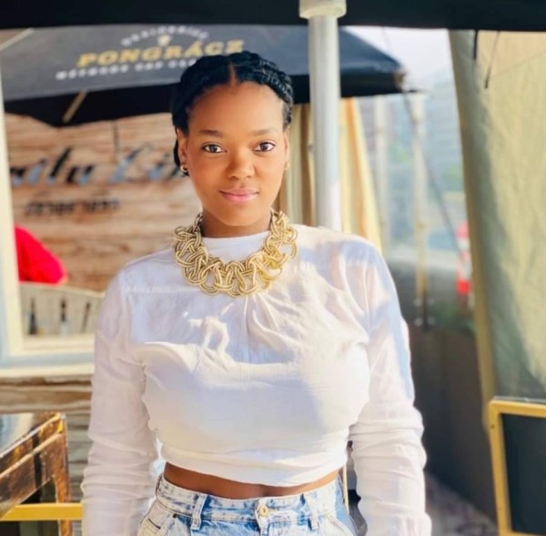 Meline, 23, Agrate Brianza