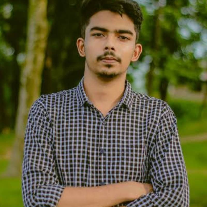 David, 24, Halgeri