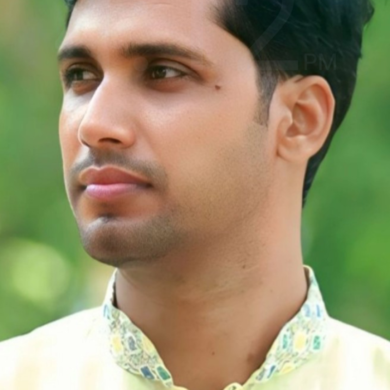 Rased, 32, Lalpur