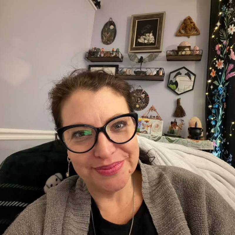 Julie, 51, Majdi