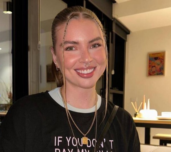 Luna, 24, Amawom