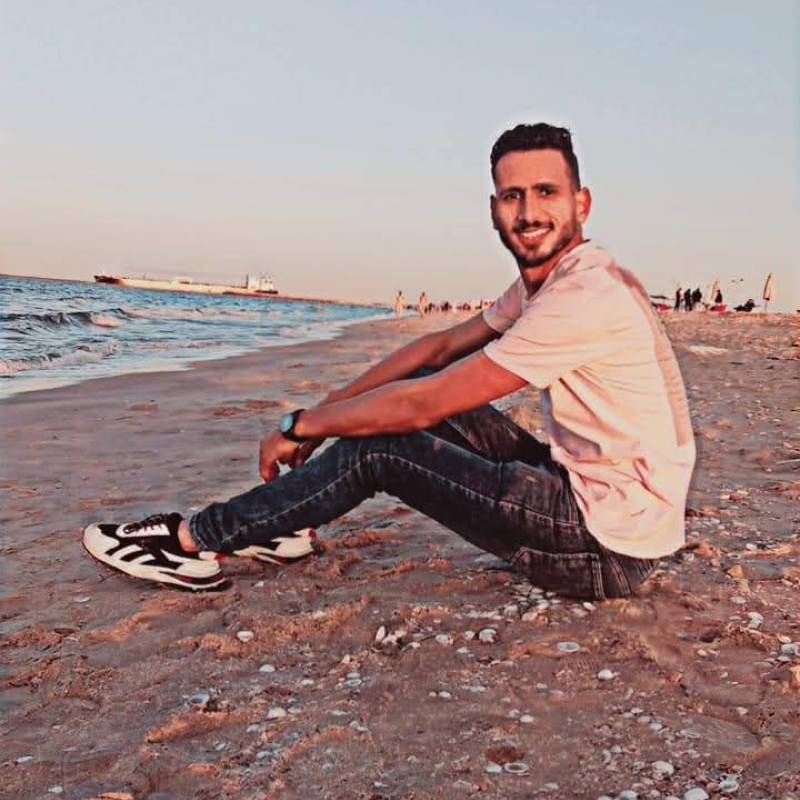 Yasin, 28, Lahore