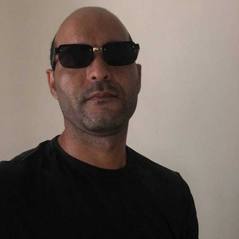 Hamza, 37, Setana
