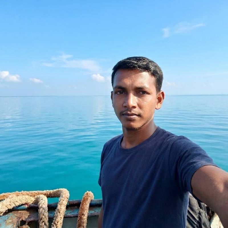 Mainuddin, 29, Novooleksiivka