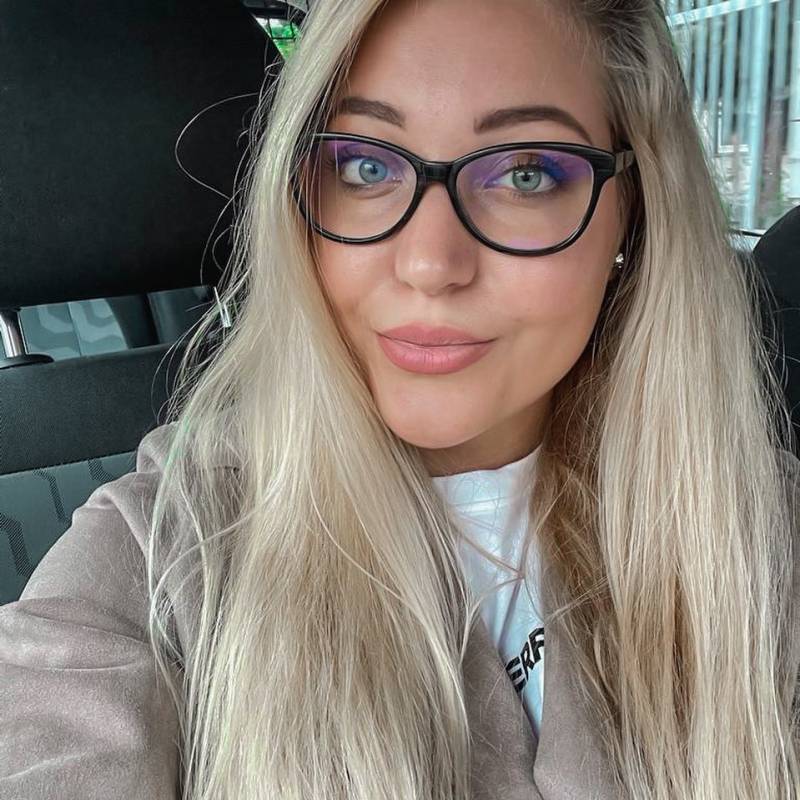 Brenda, 39, Pllaro