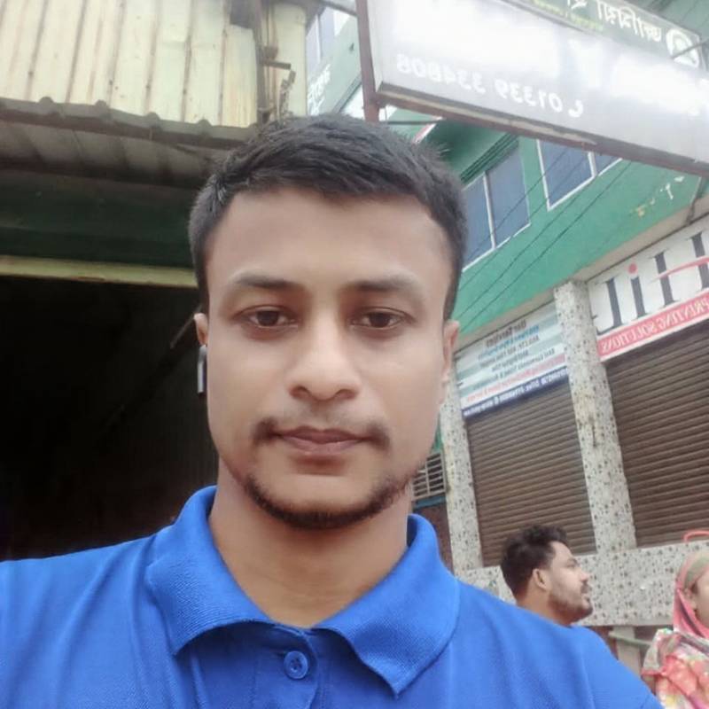 Hanif Khan, 30, Palos De La Frontera