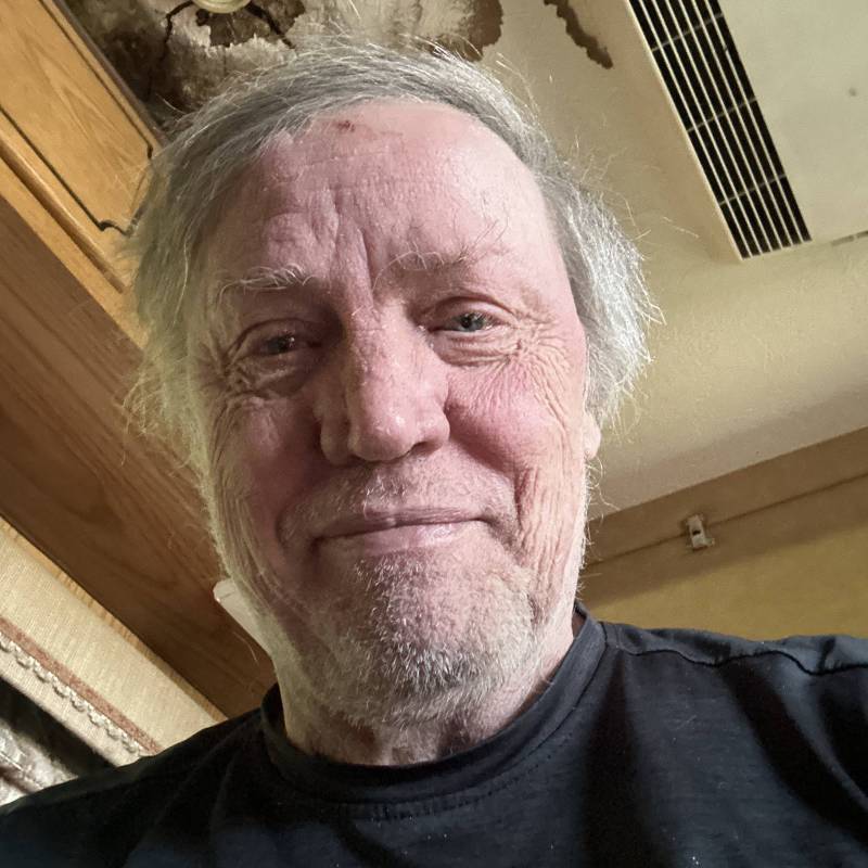 Houston, 75, Asadabad