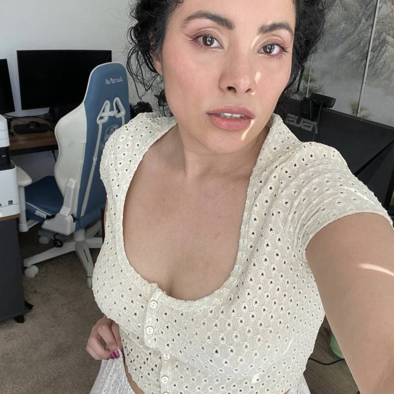 Celestine, 26, Silvnia