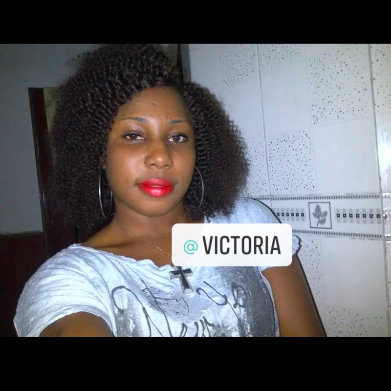 Victoria, 19, Serrita