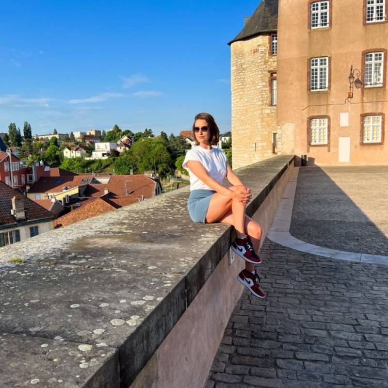 Sandrine, 18, Serbia