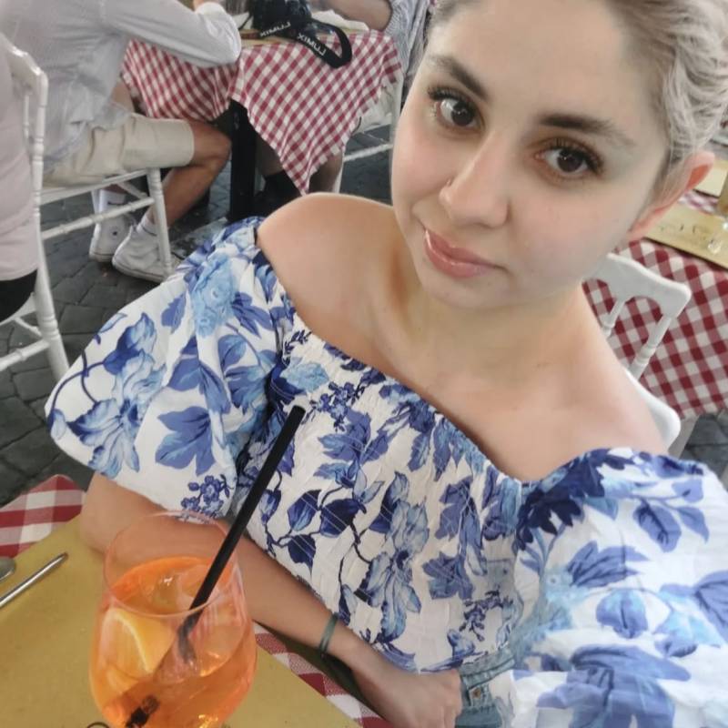 Achara, 29, Makokou