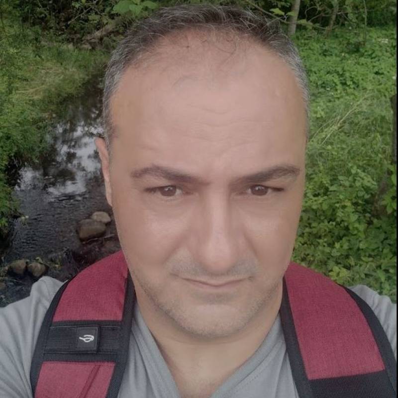 Moro, 41, Kriel