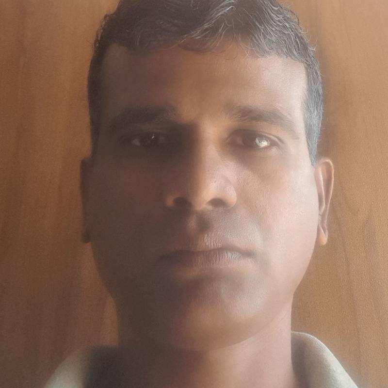 Shanu, 43, Moreno