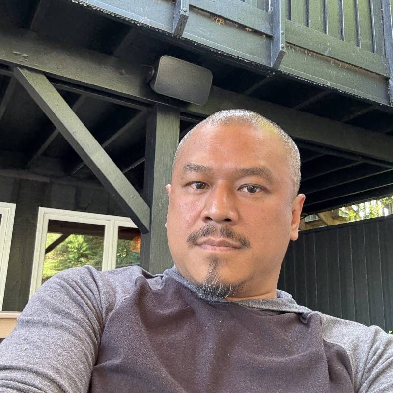 Seng, 47, Coriano