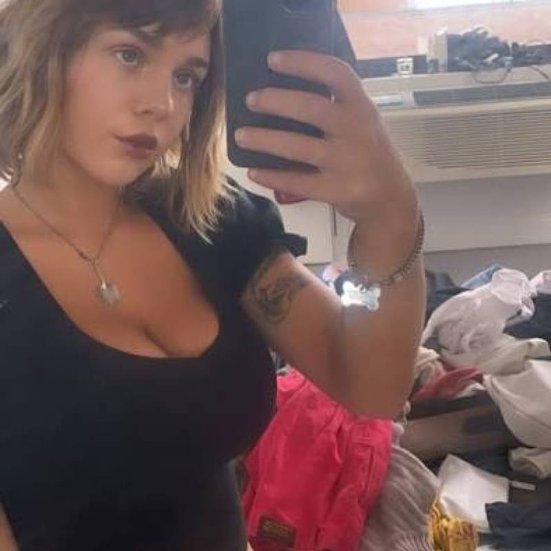 Mary, 49, Aloguinsan