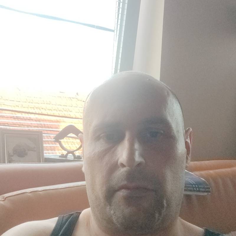 Nenad, 43, Puntarenas