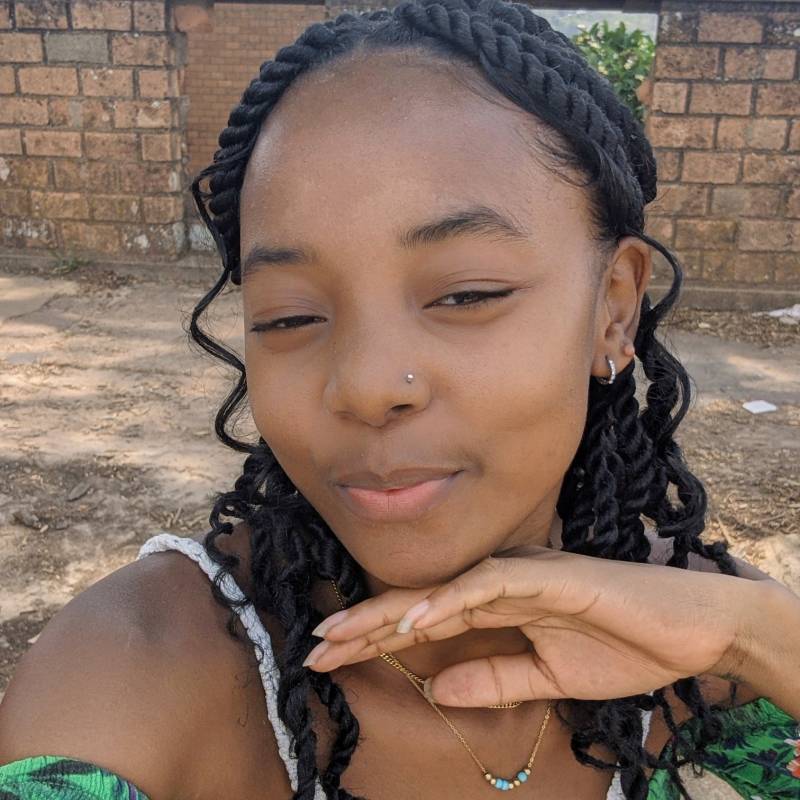 Lauriana, 21, An El Turk