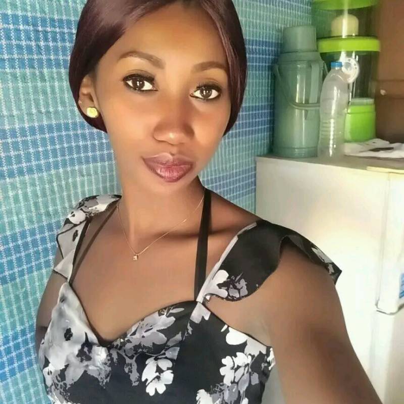 Angella, 27, Yahotyn
