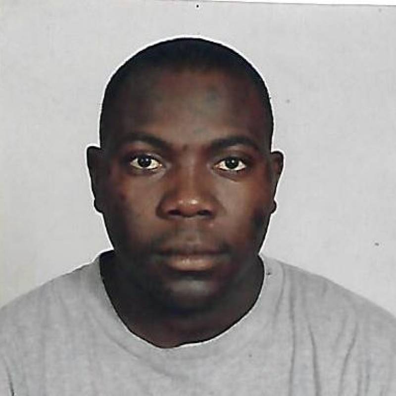 GIDEON DON, 40, Saintbrevinlespins