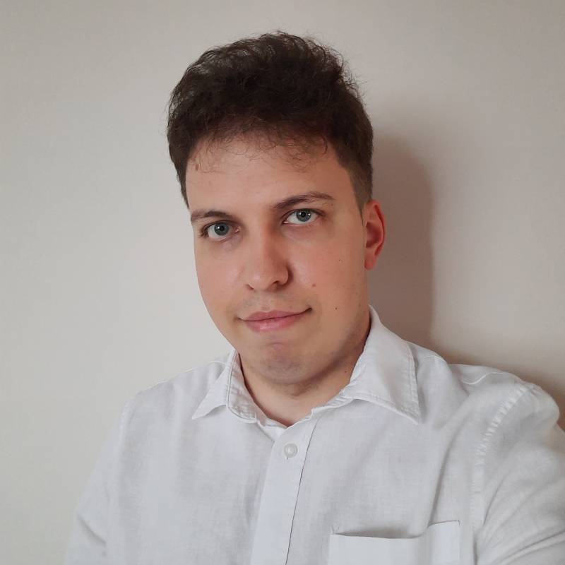 Răzvan George, 30, Encheng