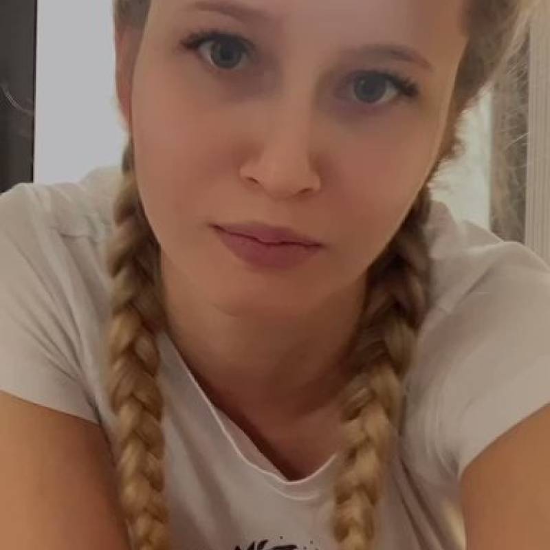 Stella brooks, 30, Trabia