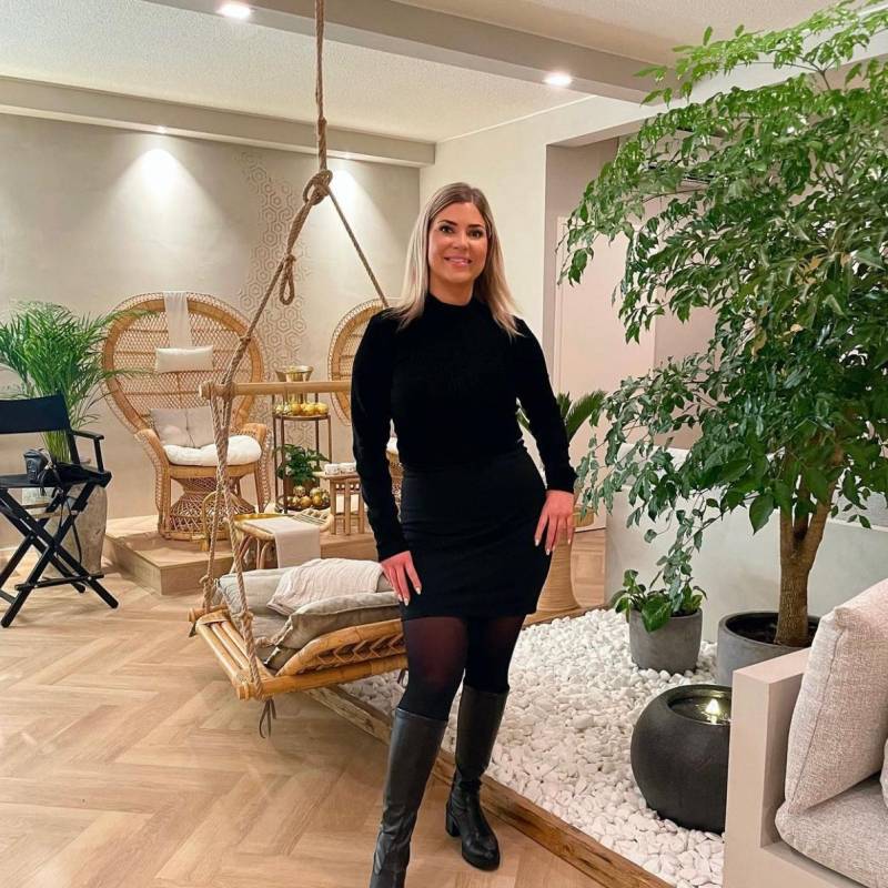 Julie, 35, Poole