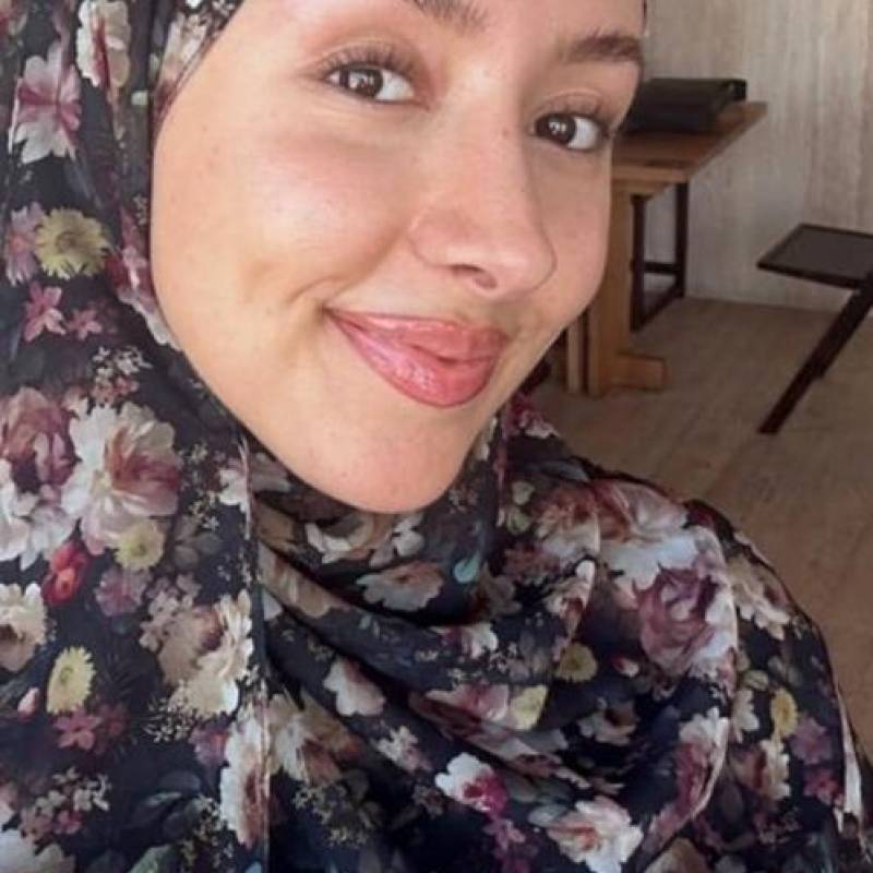 Farah Salaam, 40, Pylaa