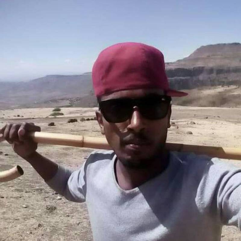 Yonas, 36, Baton Rouge