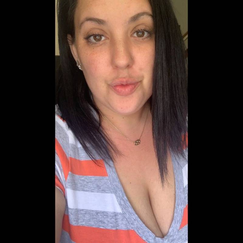 Olivia, 32, Daphne