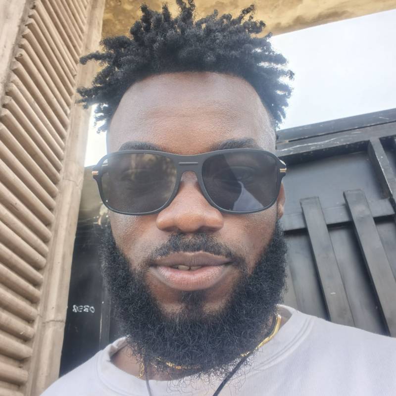 Manuel, 31, Wd