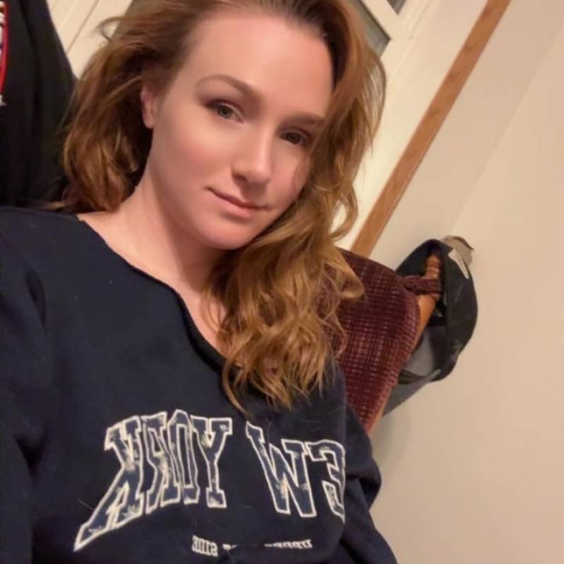 Victoria, 36, Burgstdt