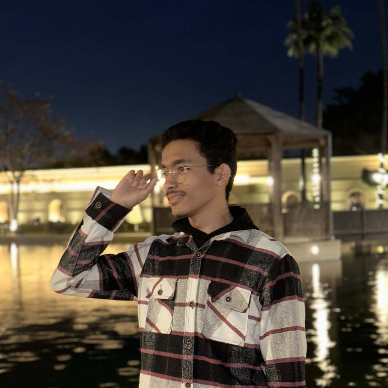 Mostafa, 18, Munnarkd