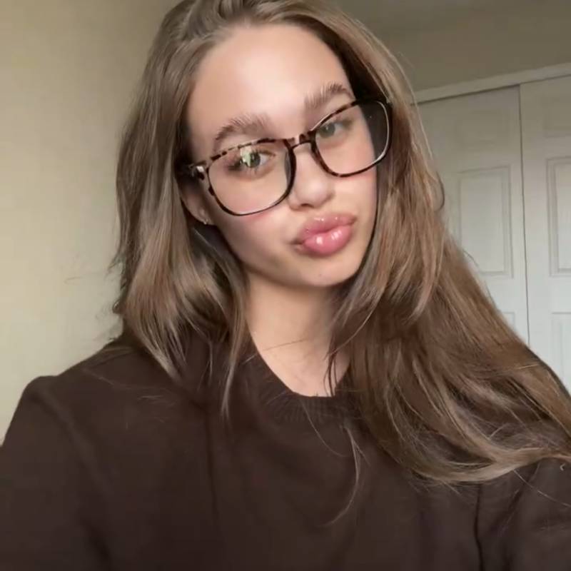 Marie, 30, Bogen
