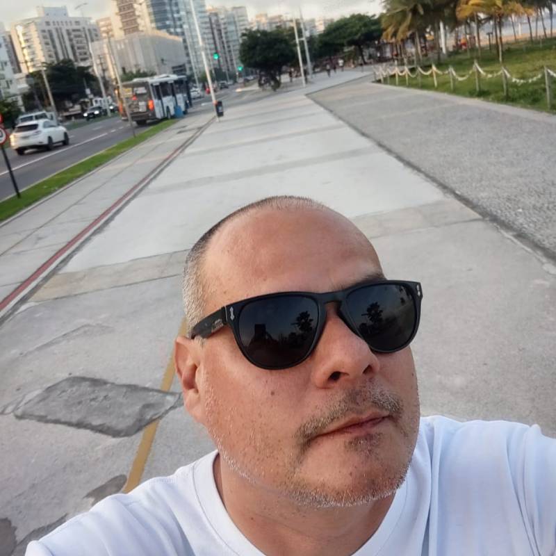 Mike, 44, Ammanabrolu