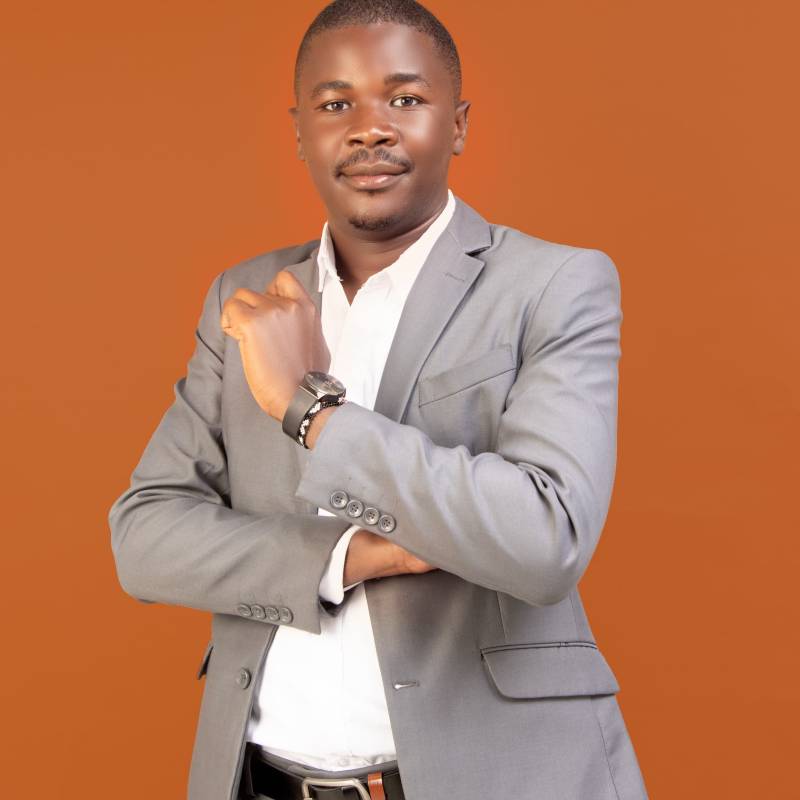 Braine, 27, Champaign
