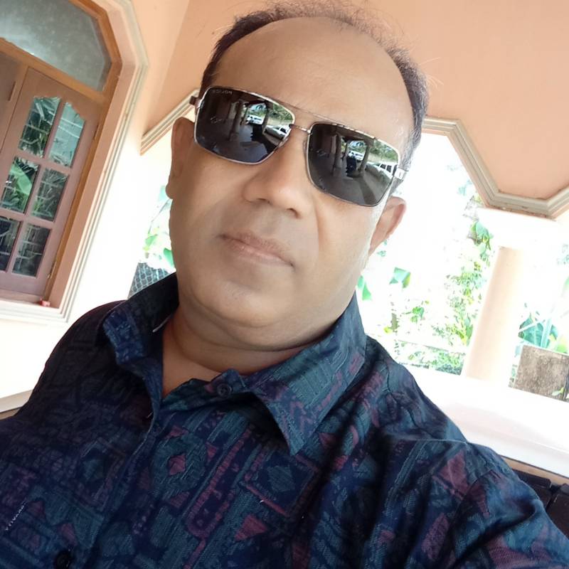 Vidura, 52, Damietta