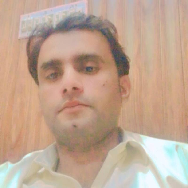 Shuaib, 28, Mililani Town