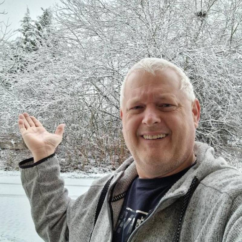 Mike, 64, New Hartford