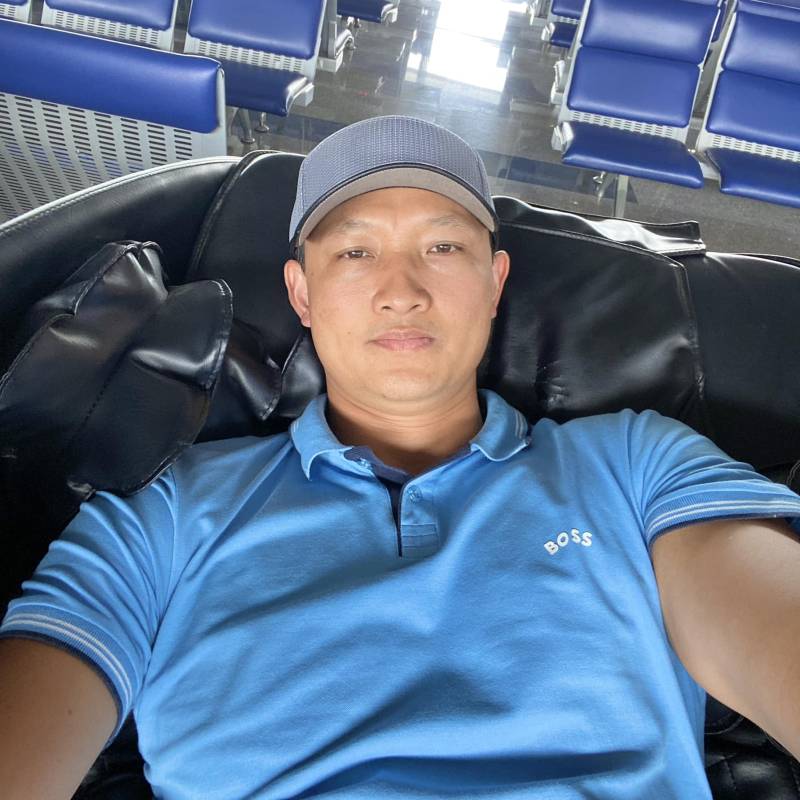 Zhang Wei, 54, Betzdorf