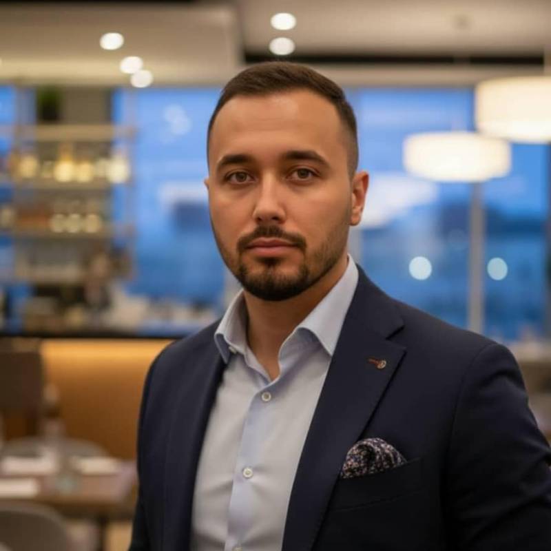 Mark, 40, Asau