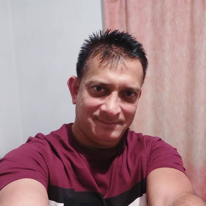 Rajeev, 52, Erzin