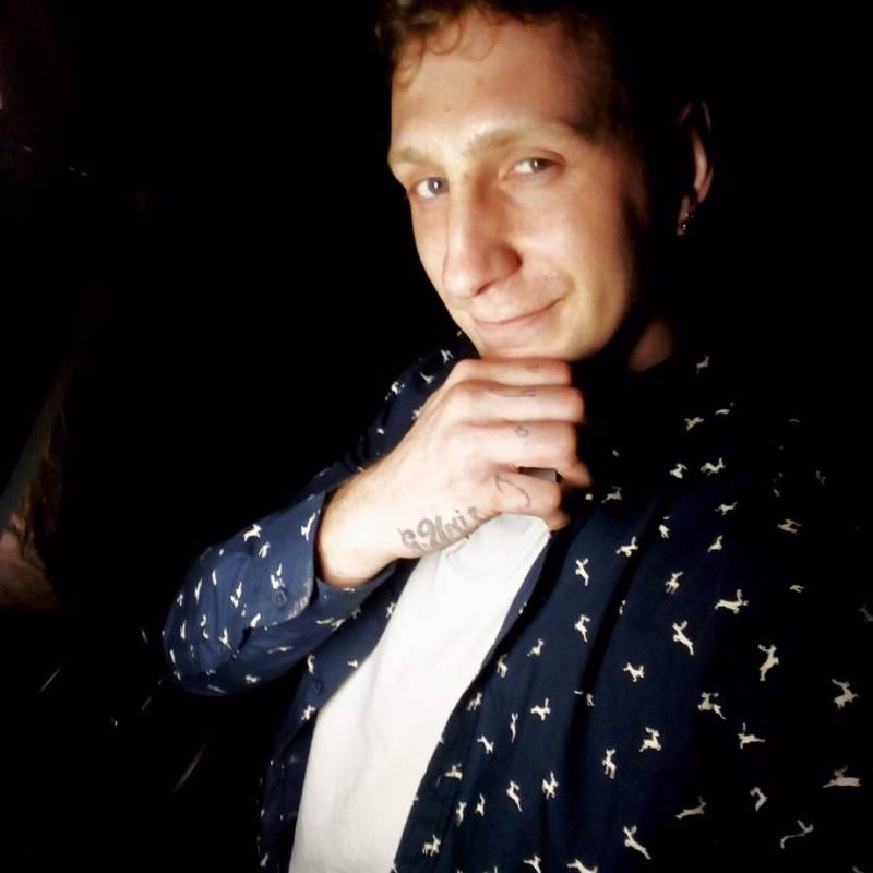 Badass, 32, Mehnatobod