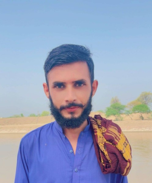 A fan of Ronaldo, 23, Bangla Amp English